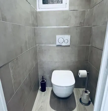 Apartamento 3 Etoiles A 100 Metres De La *